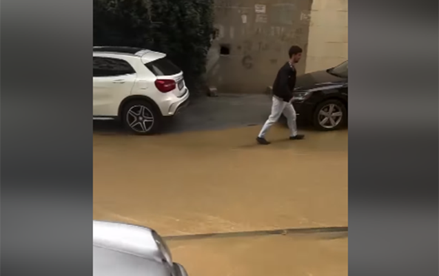 Badamdarı su basdı