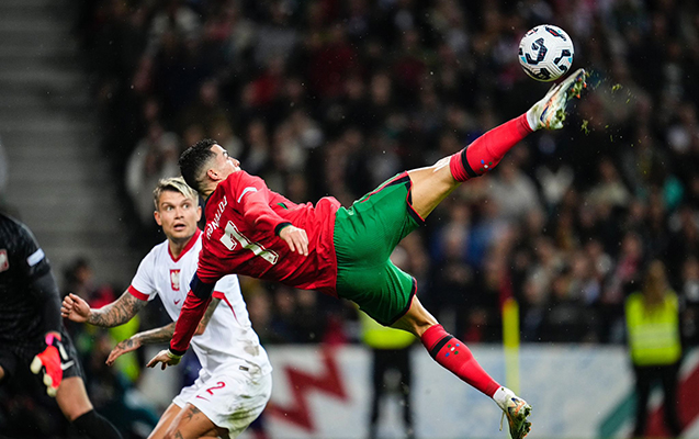 Ronaldodan möhtəşəm qol