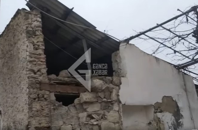 Qana ehtiyacı olan şəxslər bu binaya üz tutmağa məcburdur...