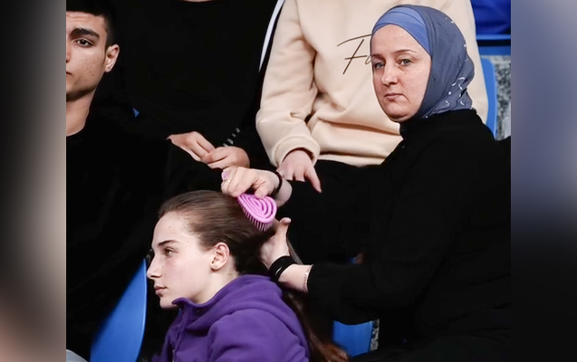 Anası ilə Tövsiyənin görüntüləri gündəm oldu