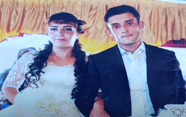 Kişi bıçaqlandı, həyat yoldaşı isə maşınla vuruldu