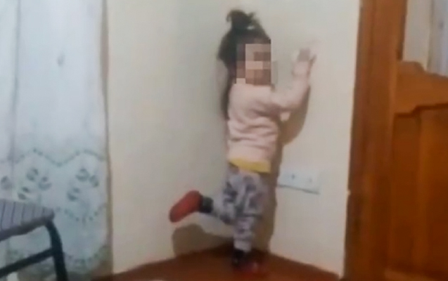 Azyaşlı qızına şiddət göstərən ana ilə bağlı açıqlama