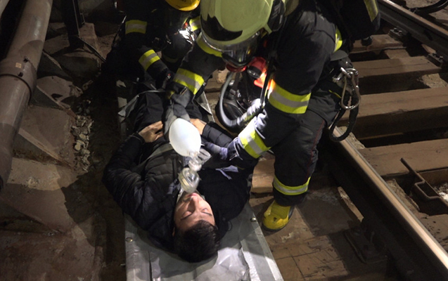 Metroda yanğın təlimi