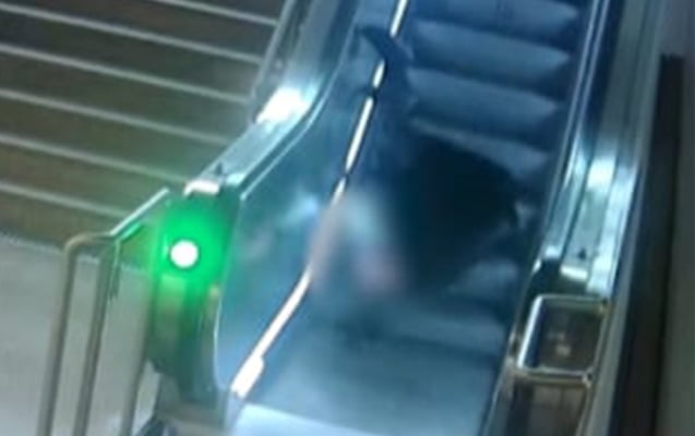 Metroda bu düyməni sıxmayın!