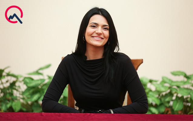 “Gözümə linza qoyulandan sonra gördüm ki, gözəl rəsmlər çəkirəm”