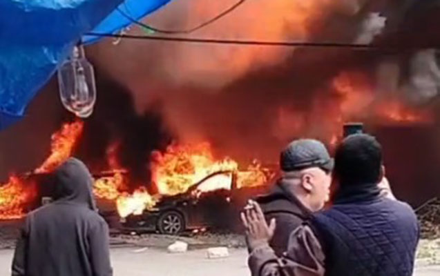 Həmin yanğında maşınlar da yanıb