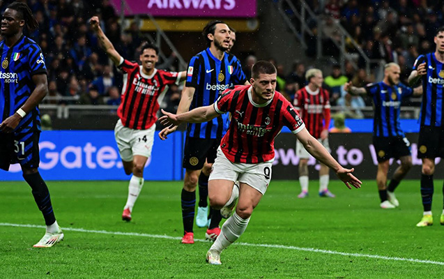 “Milan” “İnter”i darmadağın edib finala çıxdı