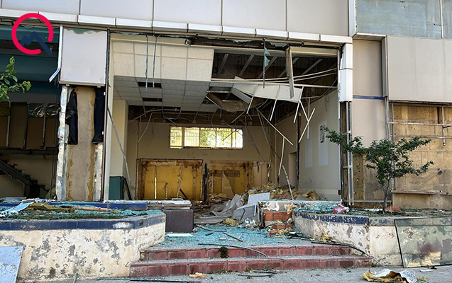 “Yaşayış olan binamızda söküntü işləri gedir”