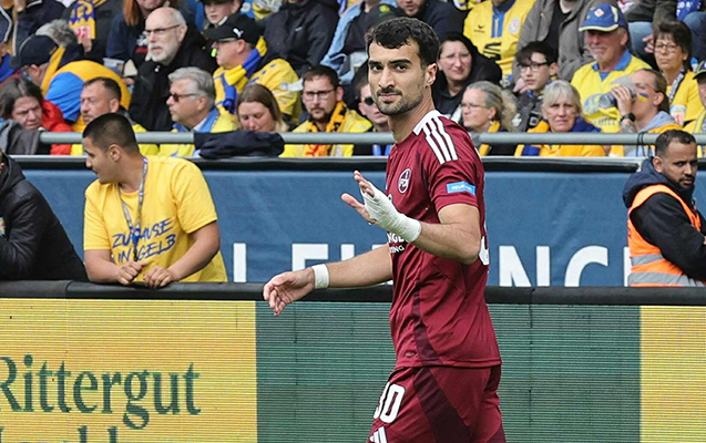 Mahir het-trik etdi, “Nürnberq” qələbə qazandı