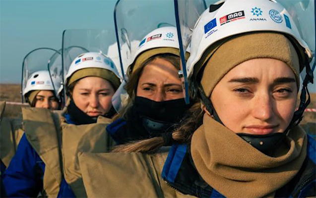 Bu qadınlar qarşısında baş əyək!