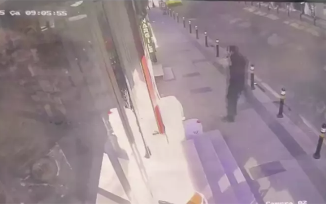 Huşunu itirən azərbaycanlı avtobusun altında qalıb öldü