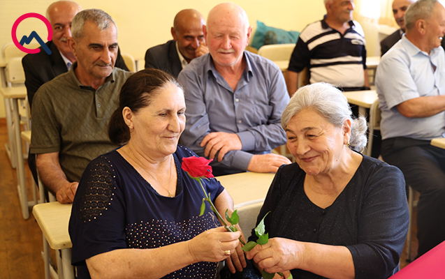 “Allah molla Paşaya cansağlığı versin ki, bizi bir-bir yola salsın…”