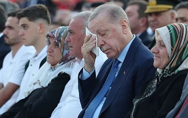 Ərdoğanı ağladan görüntülər...