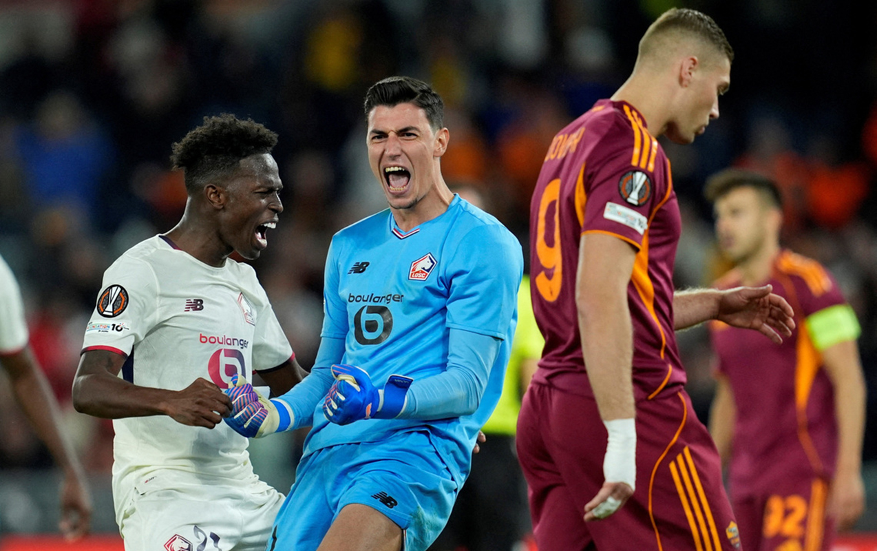 Türkiyəli qapıçı ardıcıl üç penaltini dəf etdi