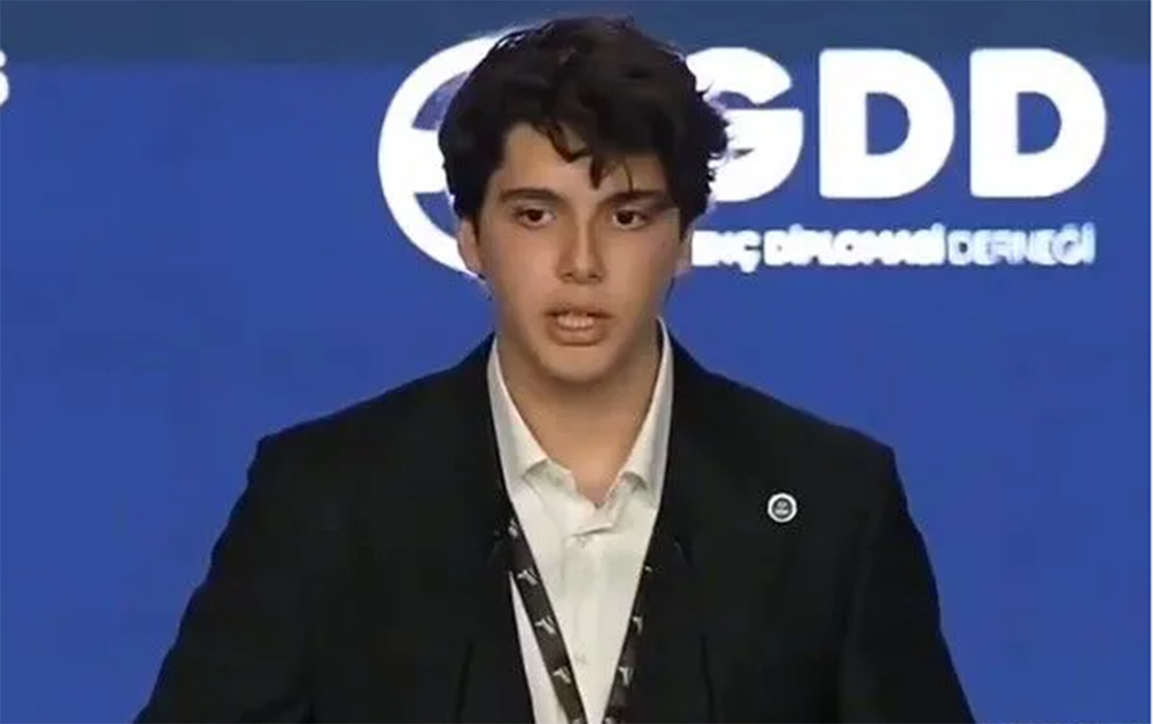 Ərdoğanın nəvəsinin çıxışı gündəm oldu