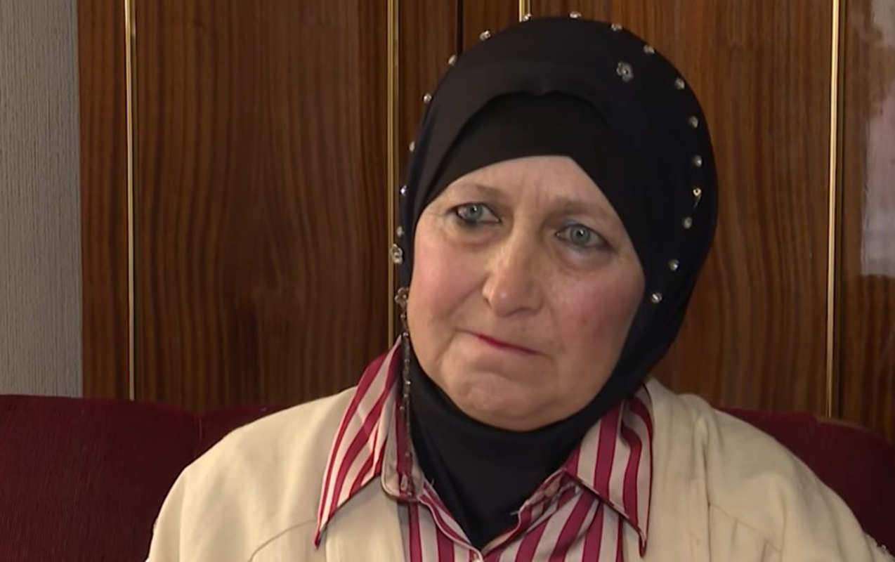 Özü azərbaycanlı, əri Qəzzadandır