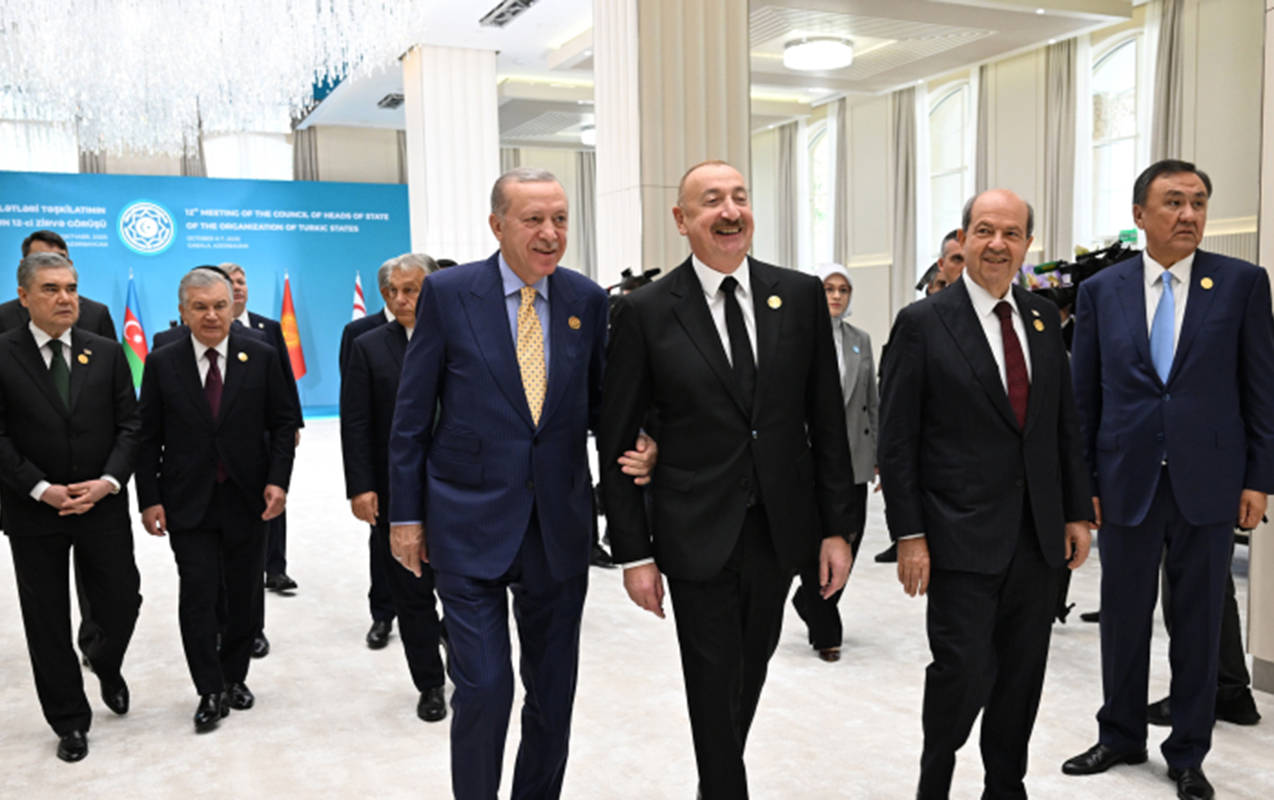 Prezident həmin görüntüləri bu musiqi ilə paylaşdı