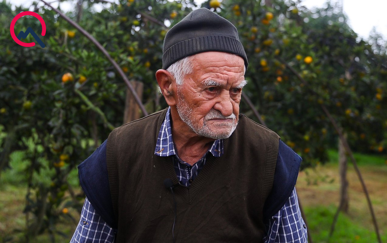 “Burada mənim yaşda adam yoxdur”