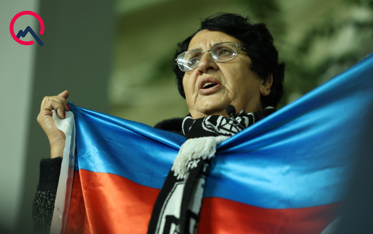 “Mən oturduğum yerdə heç zaman söyüş olmur”