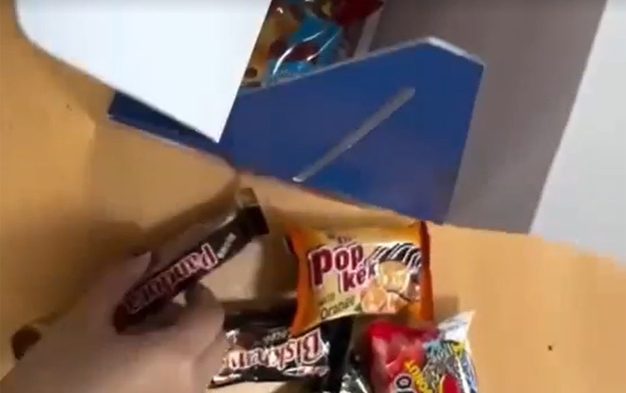 Müəllimlərə verilən bayram sovqatı müzakirə yaratdı