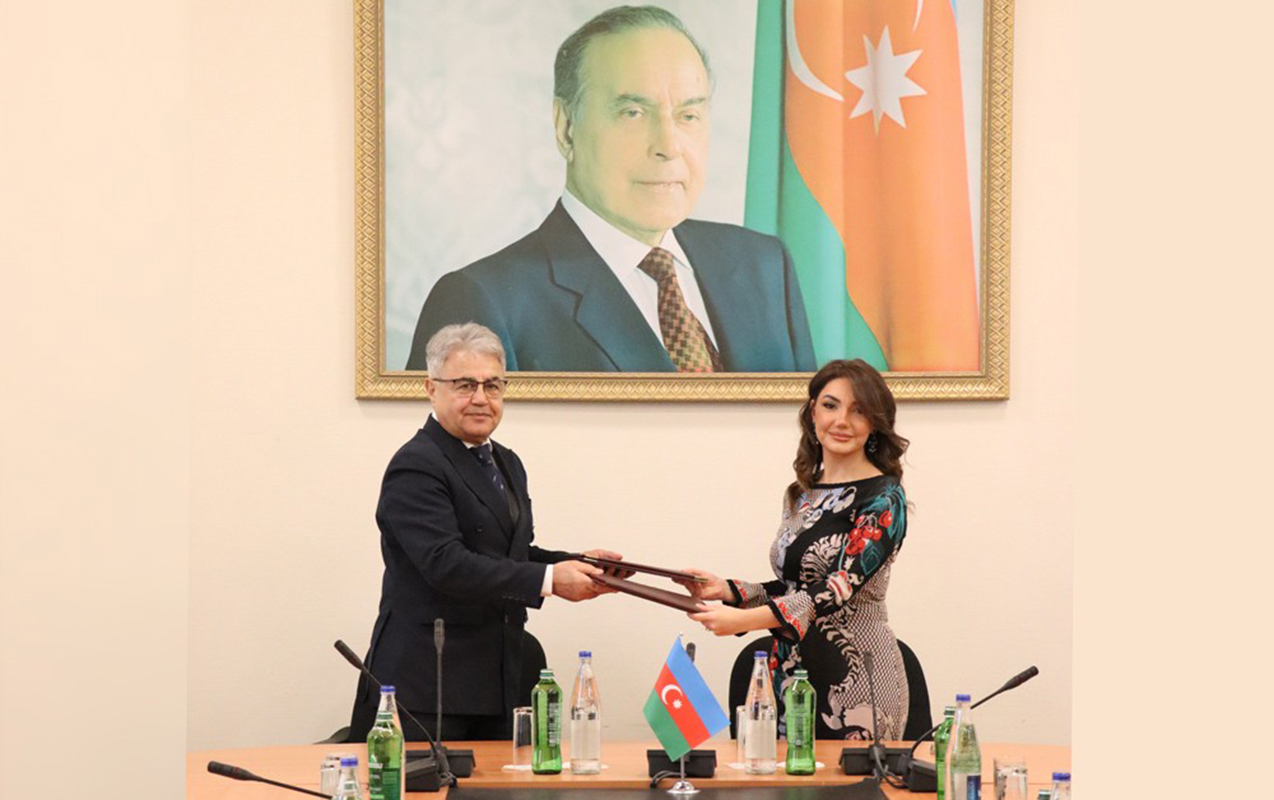 azerbaycan-universiteti-ile-ieti-arasinda-memorandum-imzalandi