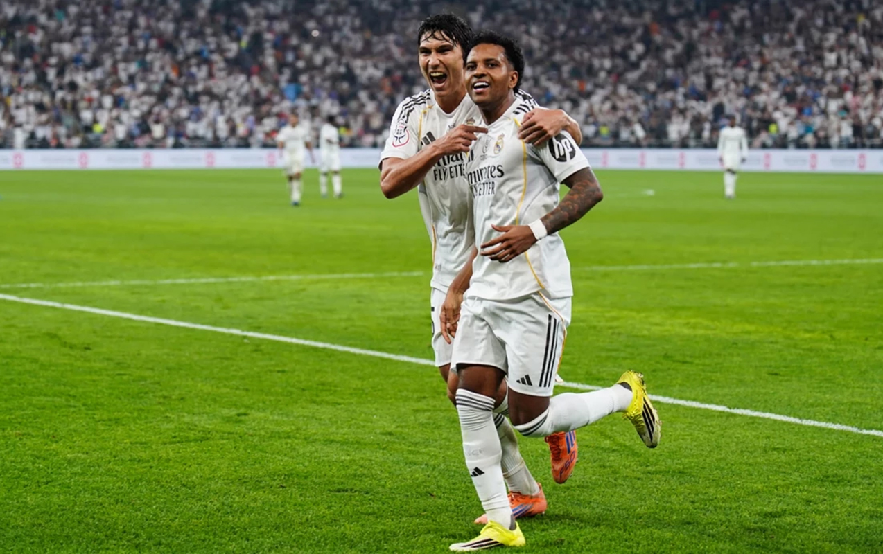 Qapının “doqquzluğu”na elə zərbə vurdu ki...