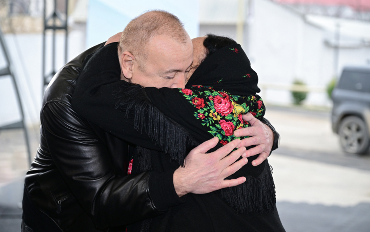 prezident-agdere-sakinleri-ile-gorusdu