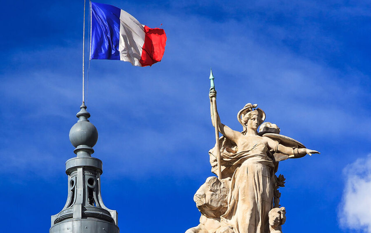 iranin-sefiri-etirazlara-gore-fransa-xin-e-cagirildi