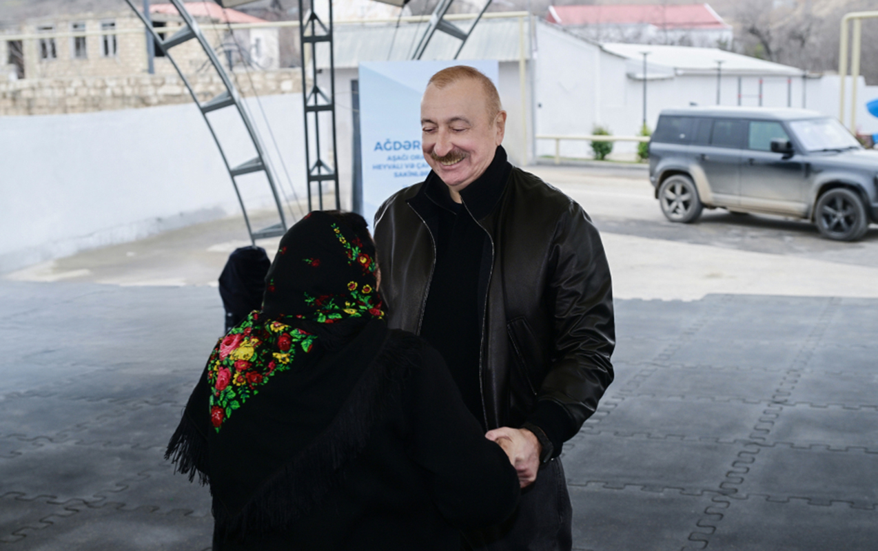 prezident-agdere-sakinleri-ile-gorusdu