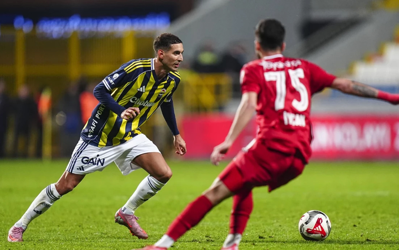 Taliskanın qolu ilə “Fənərbaxça” qələbə qazandı