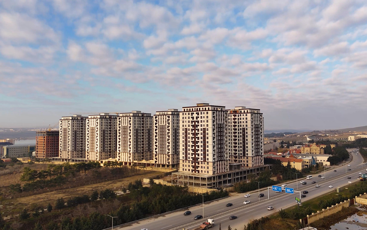 ipoteka-ile-yoxsa-daxili-hisseli-odenisle-ev-almaq