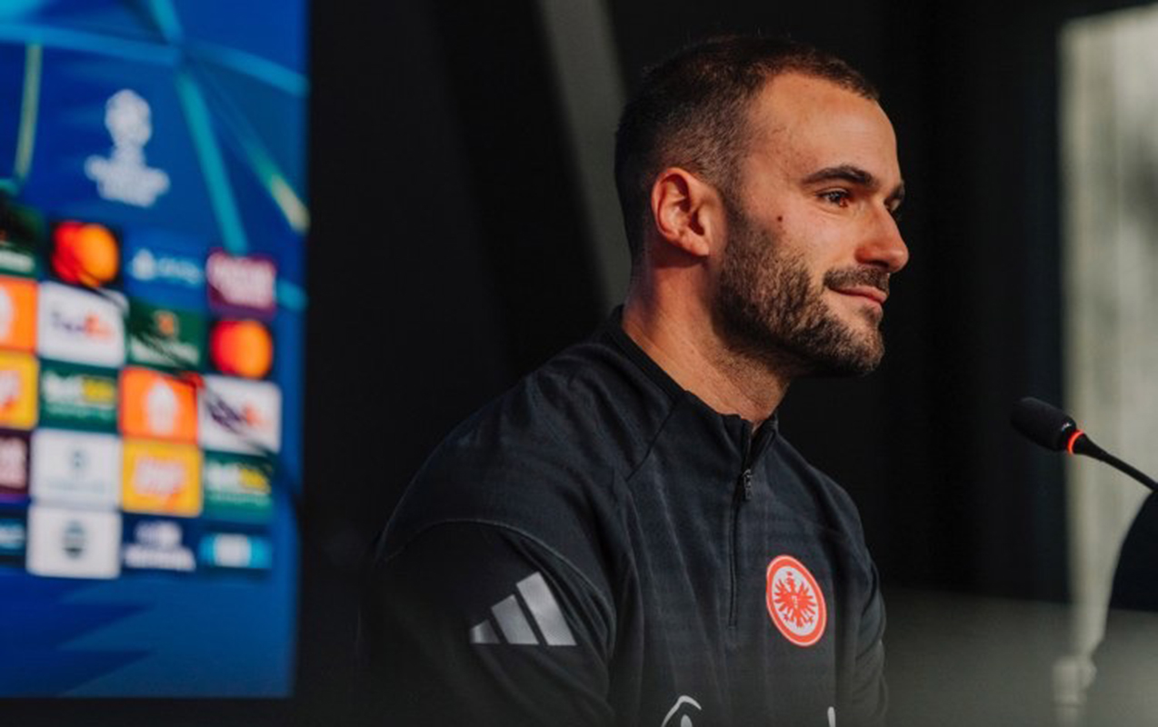 deyisdire-bilmeyeceyimiz-meqamlar-var