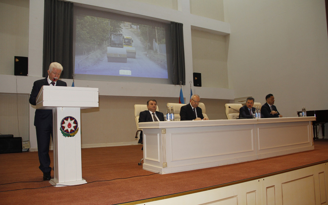 celilabadda-da-hesabat-yigincagi-kecirildi