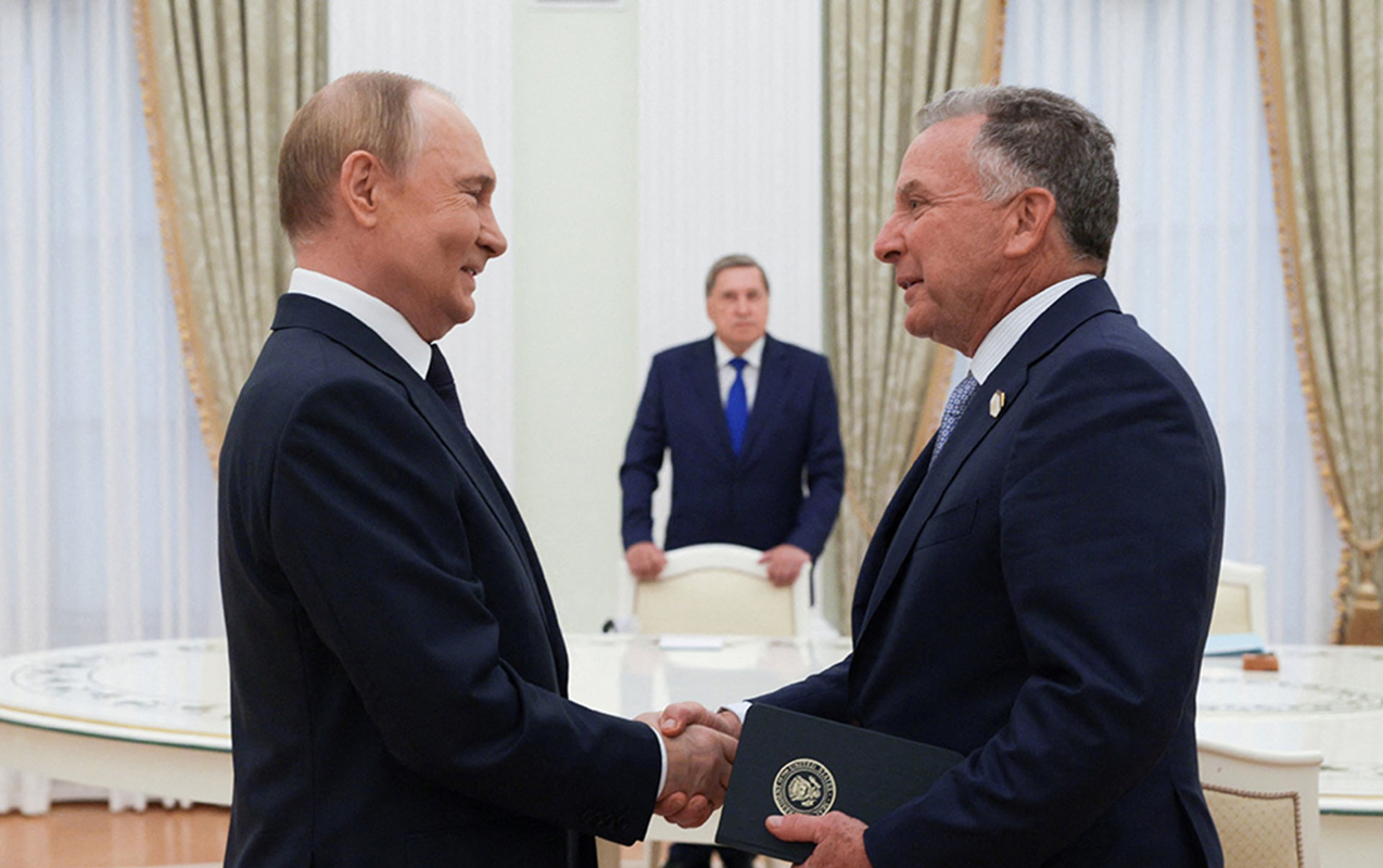 putinle-uitkoffun-gorusu-basa-catdi