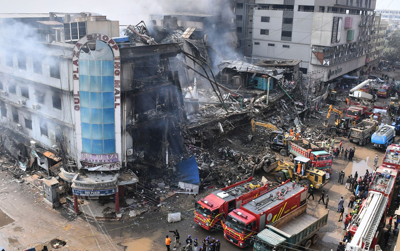 pakistandaki-yanginda-olenlerin-sayi