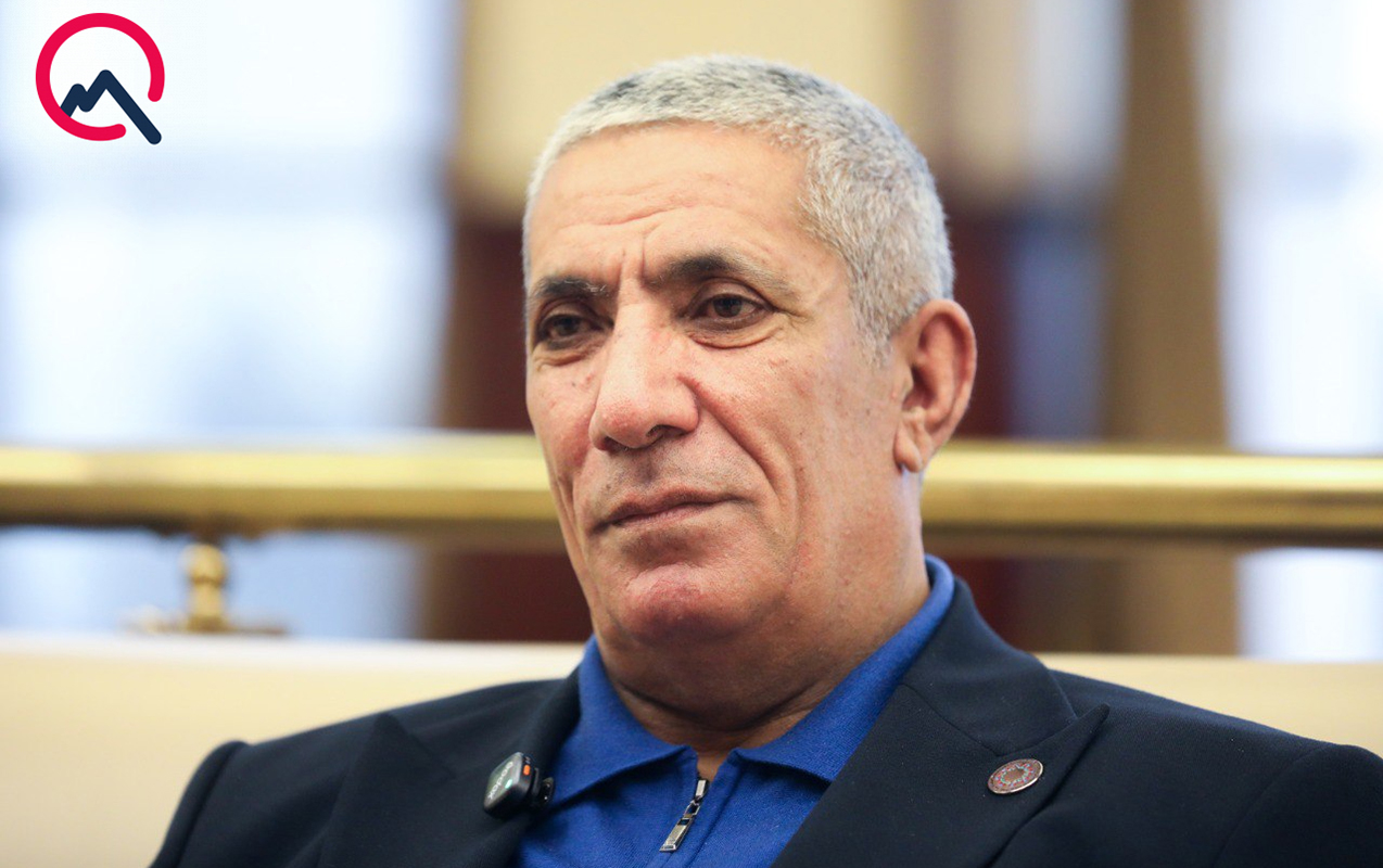 “Nadürüstlər maaşların artacağını eşidən kimi qiymətləri qaldırır”