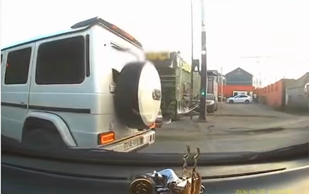 mehkeme-o-mercedesin-surucusunu-hebs-etdi