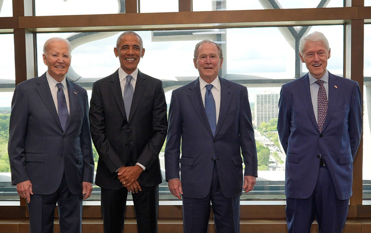 bir-araya-geldiler-birce-onu-cagirmadilar