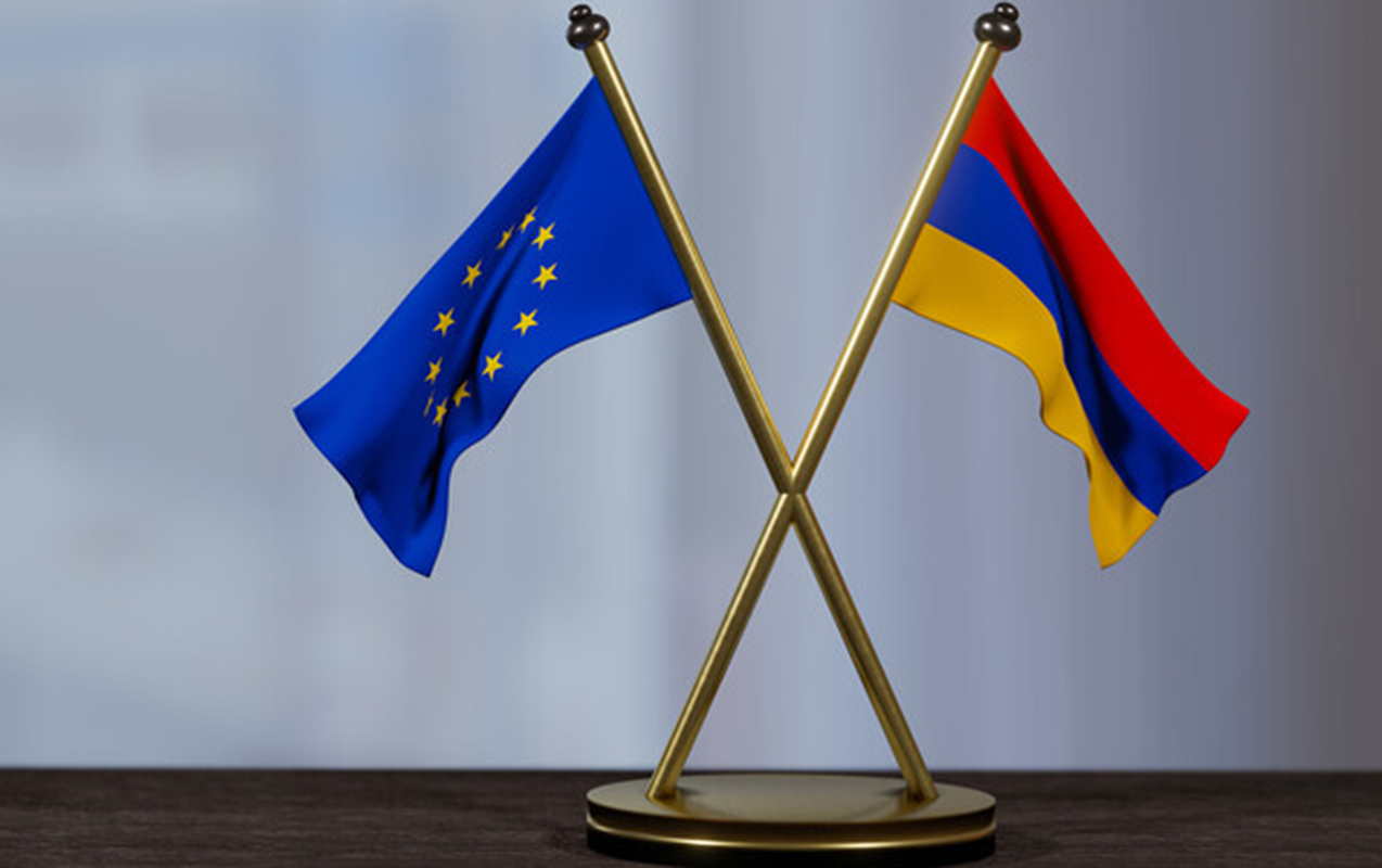 ai-ermenistana-ilk-yardim-transini-etdi