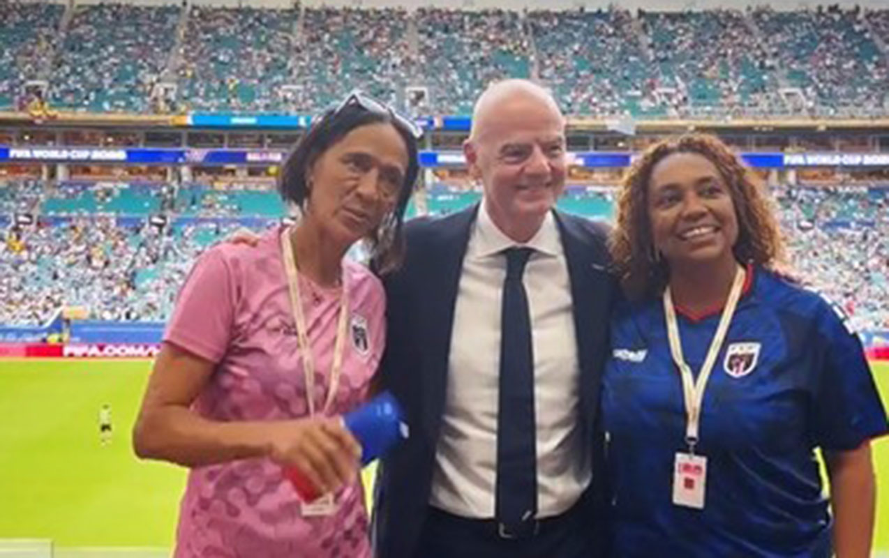 fifa-prezidenti-vozinyanin-anasi-ile-gorusdu