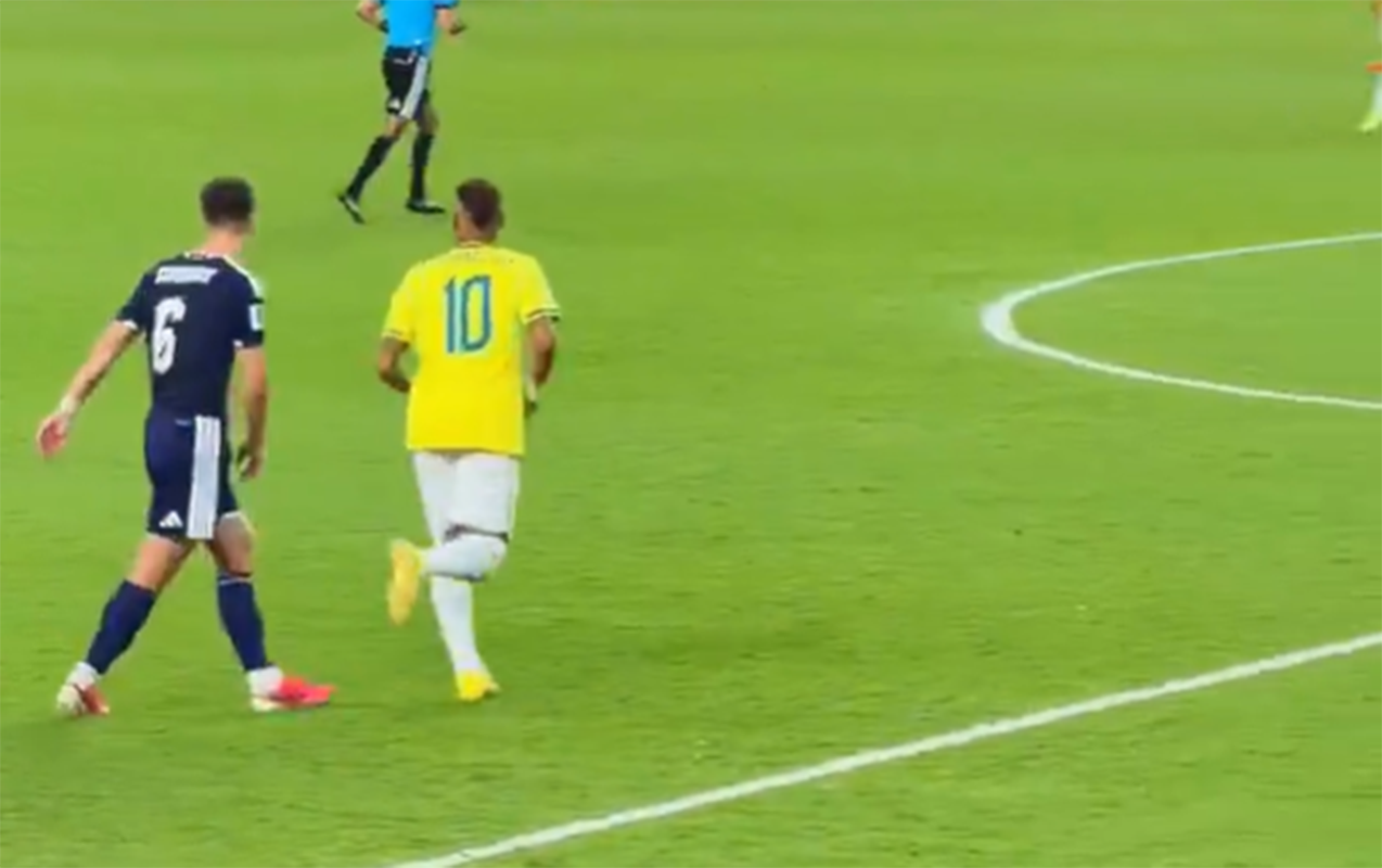 neymar-980-gun-sonra-millide-meydana-cixdi