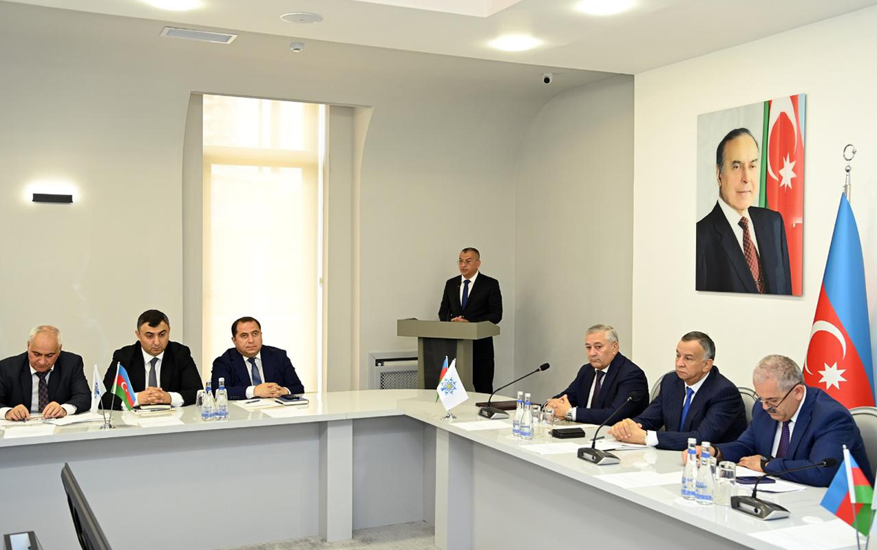 heyder-eliyev-ve-muasir-azerbaycan-movzusunda-tedbir-kecirildi