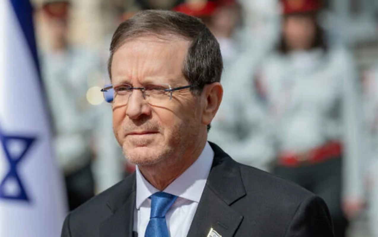 israil-prezidentinin-helikopteri-qus-surusu-ile-toqqusdu