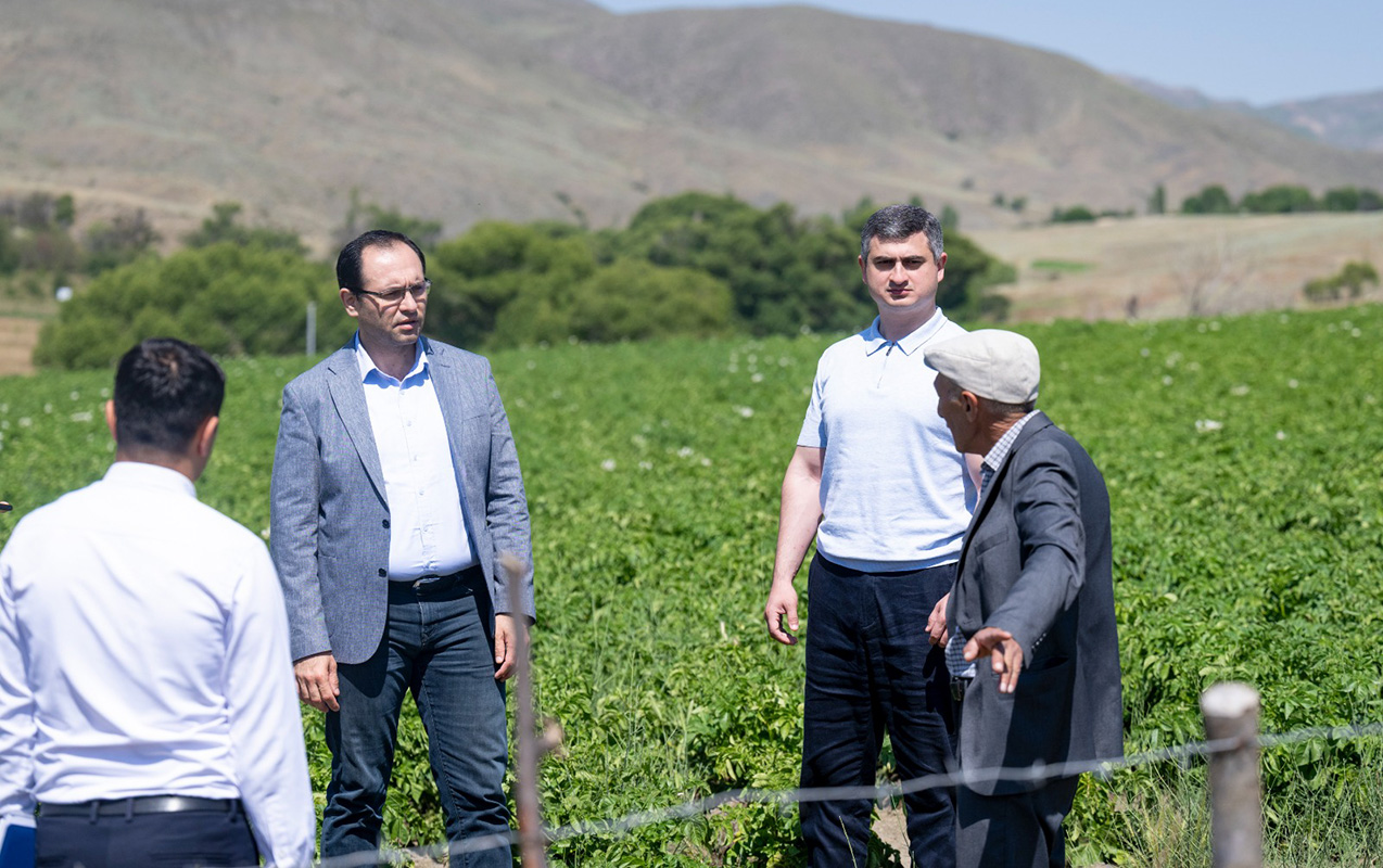 nazir-bu-defe-lerike-getdi