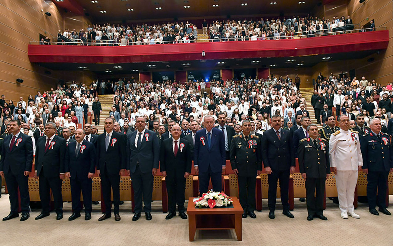 zakir-hesenov-erdoganla-mezun-tedbirinde