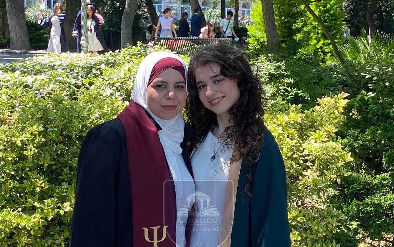 ana-bala-birlikde-mezun-oldu