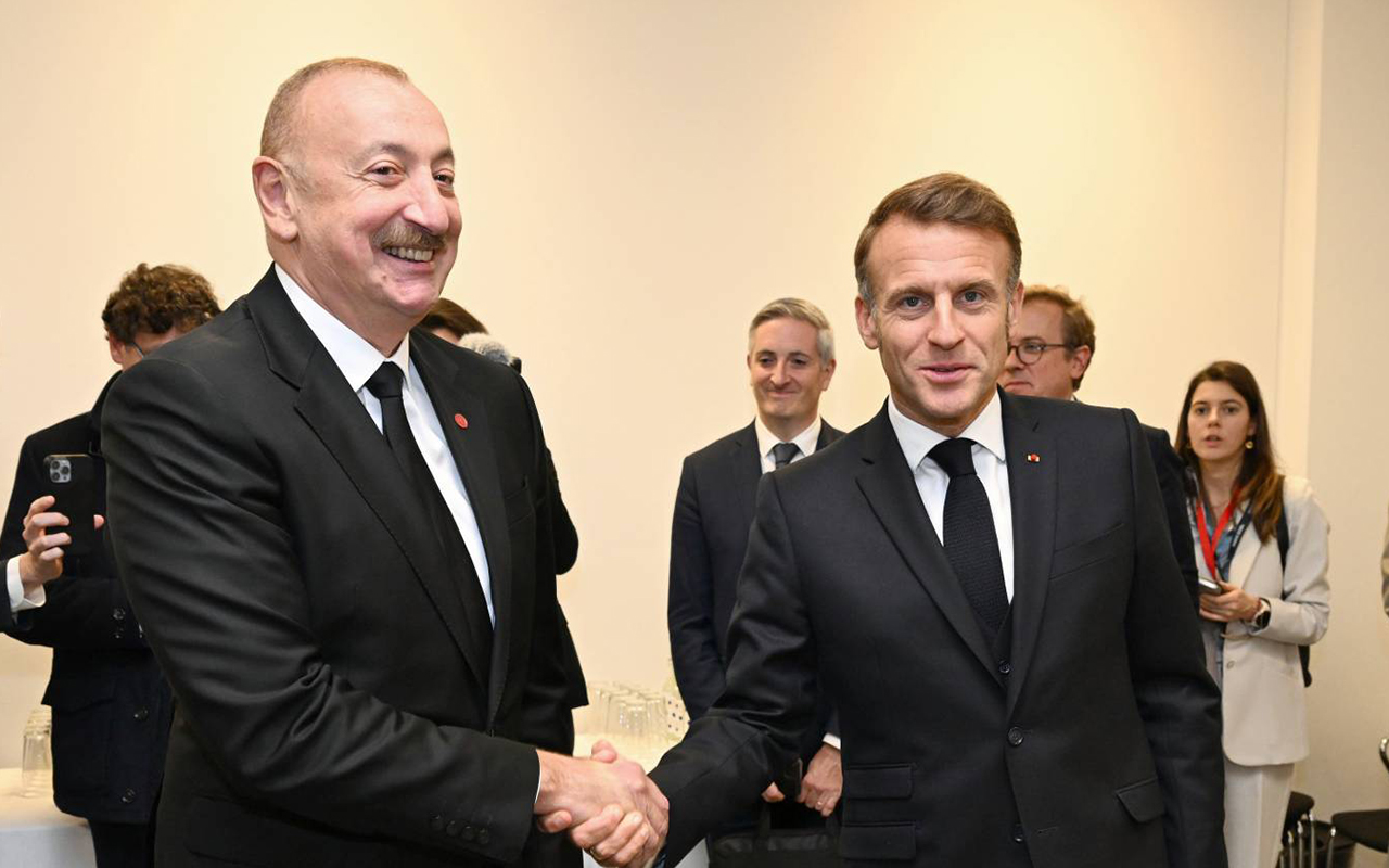 ilham-eliyev-makronu-tebrik-etdi