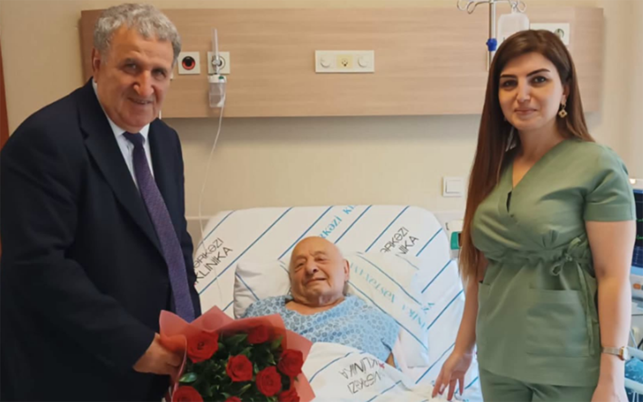99-yasli-omer-eldarov-xestexanaya-yerlesdirildi
